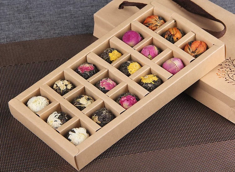 Exquisite Blumen-Drachenperlen Geschenkbox