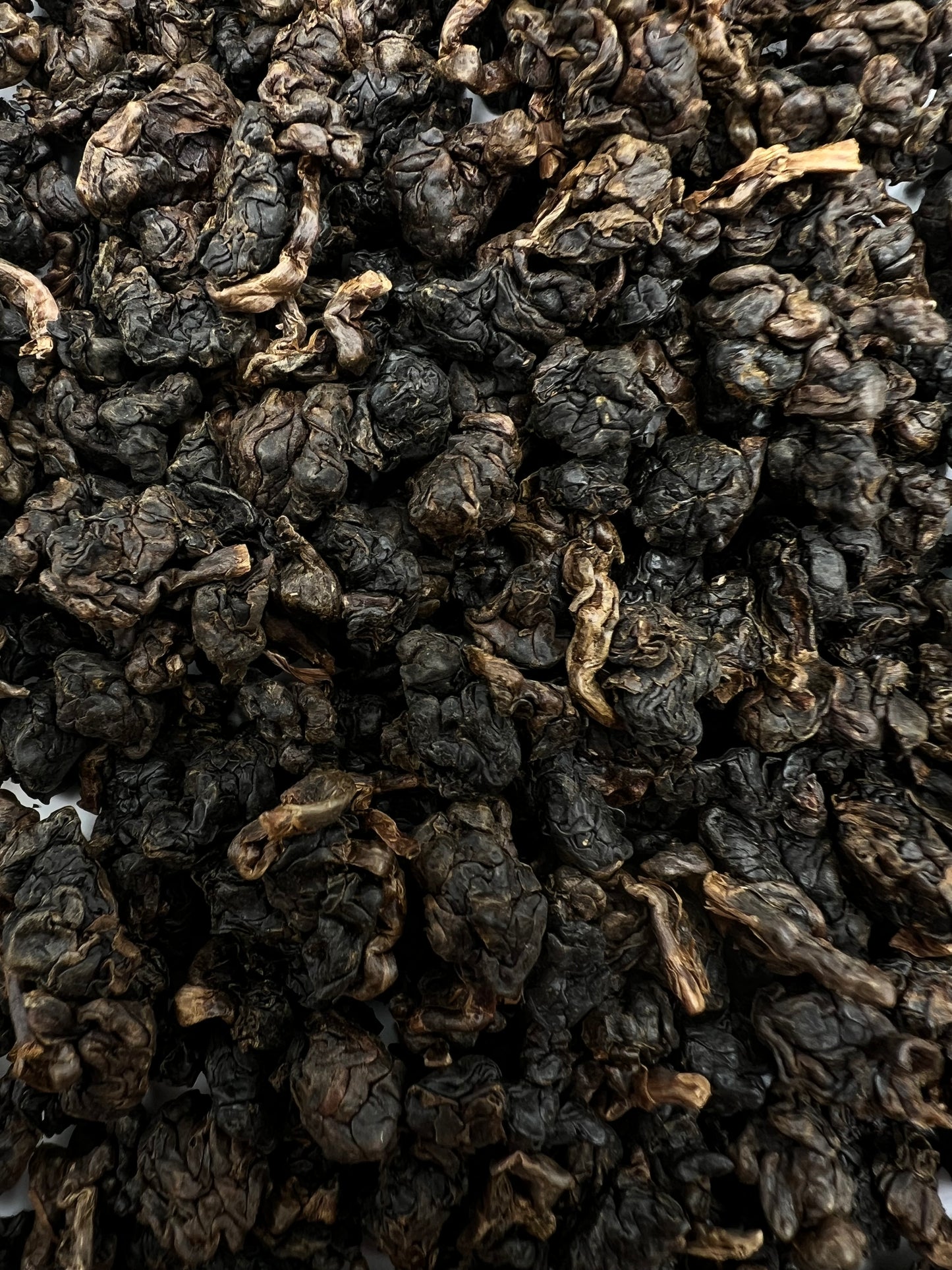 Vulkanische Gaba Oolong „Basalt“ – Stark geröstet